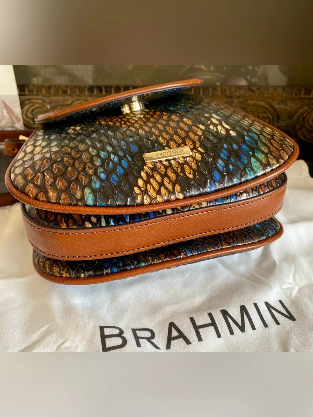 BRAHMIN Curvy EVERLEE CROSSBODY Bag  Featured in beautiful BOTTLE BLUE FLETCHER